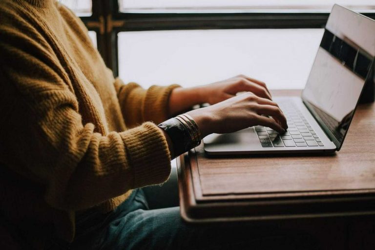 What Is a DNS Server, Why Is It Important, and How Does It Work? 4 - What Is a DNS Server Why Is Important and How Does It Work What Is a DNS Server Why Is Important and How Does It Work - What Is a DNS Server, Why Is It Important, and How Does It Work? - DNS